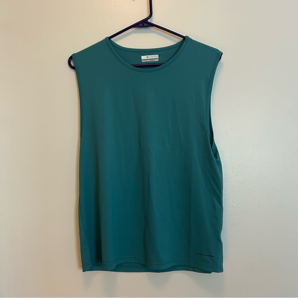 Columbia Sportswear Women's Green and Blue T-shirt